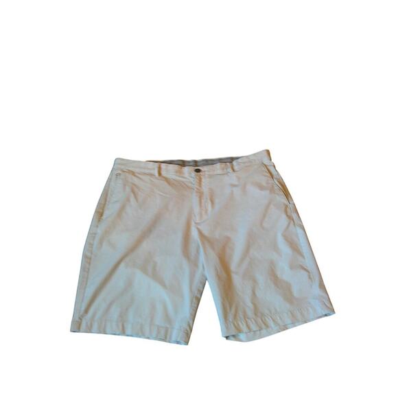 Tommy Bahama Men's Cream Colored Chino Short Size 40 - Picture 2 of 13
